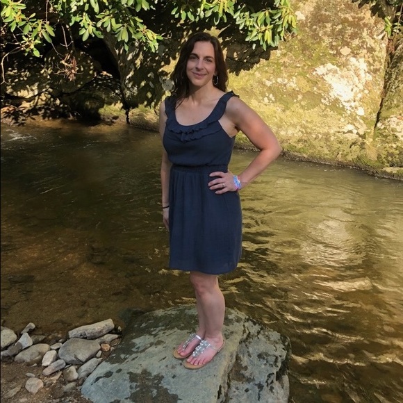 Meet your Posher, Andrea - Picture 3 of 3